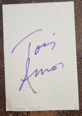 SINGER SONGWRITER TORI AMOS HAND SIGNED CARD