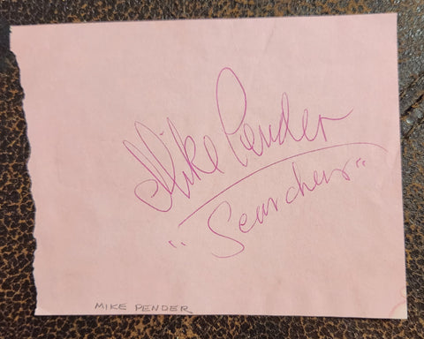 THE SEARCHERS LEAD SINGER MIKE PENDER HAND SIGNED PAGE