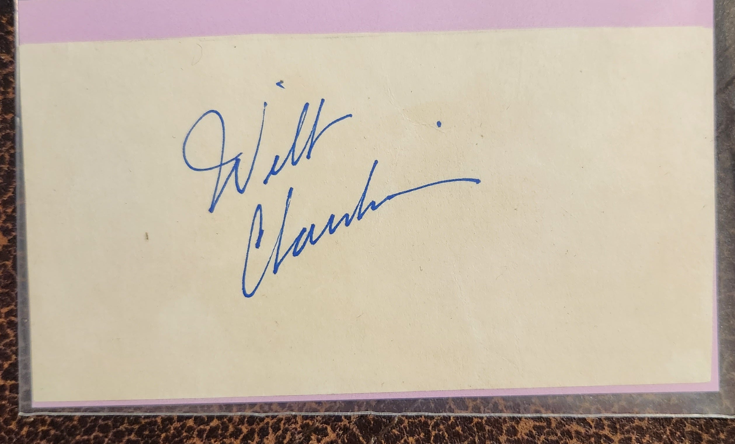 BASKETBALL LEGEND WILT CHAMBERLAIN HAND SIGNED CARD D.1999