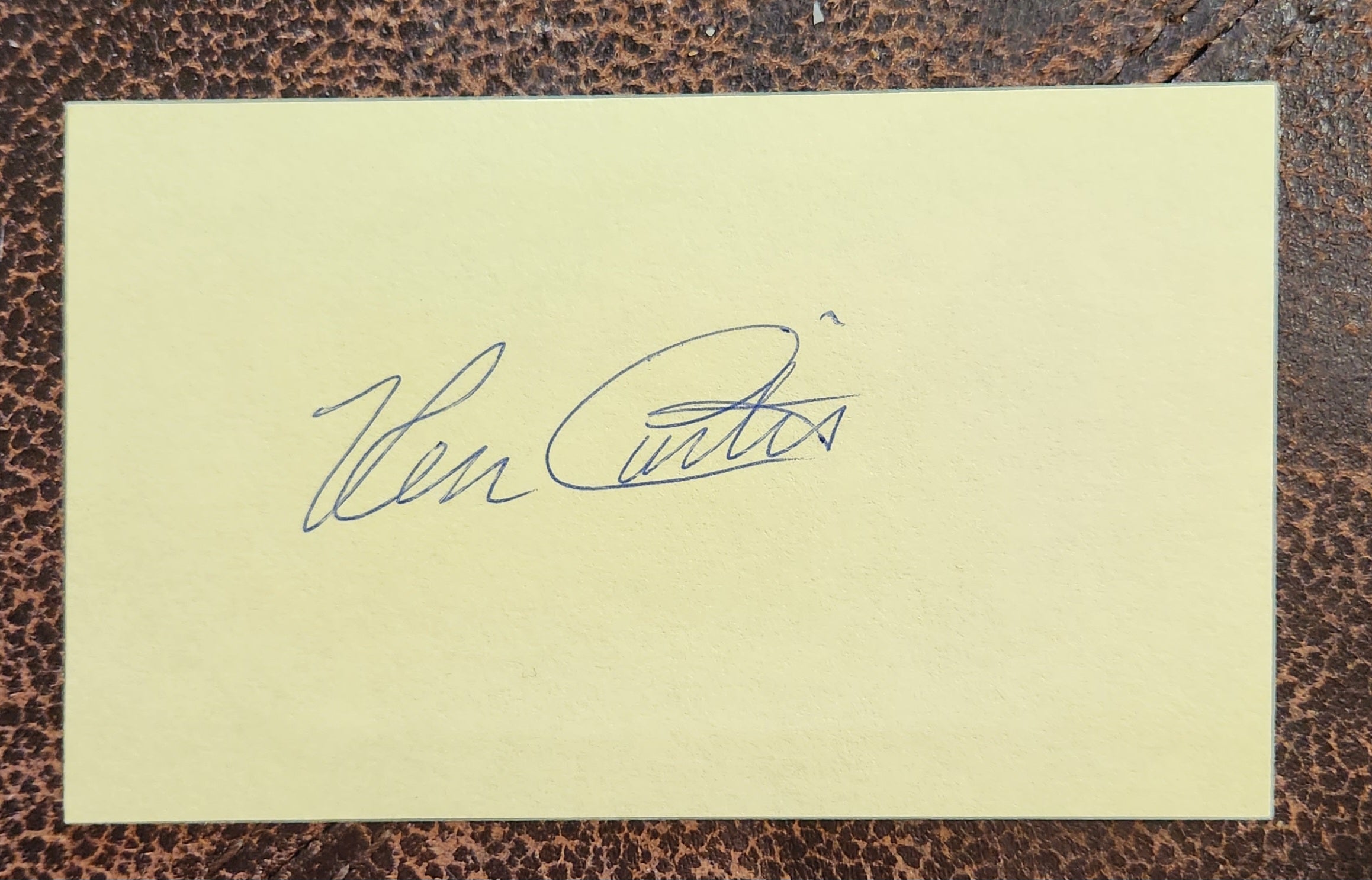 SINGER AND FESTUS FROM GUNSMOKE ACTOR KEN CURTIS HAND SIGNED CARD D.1991