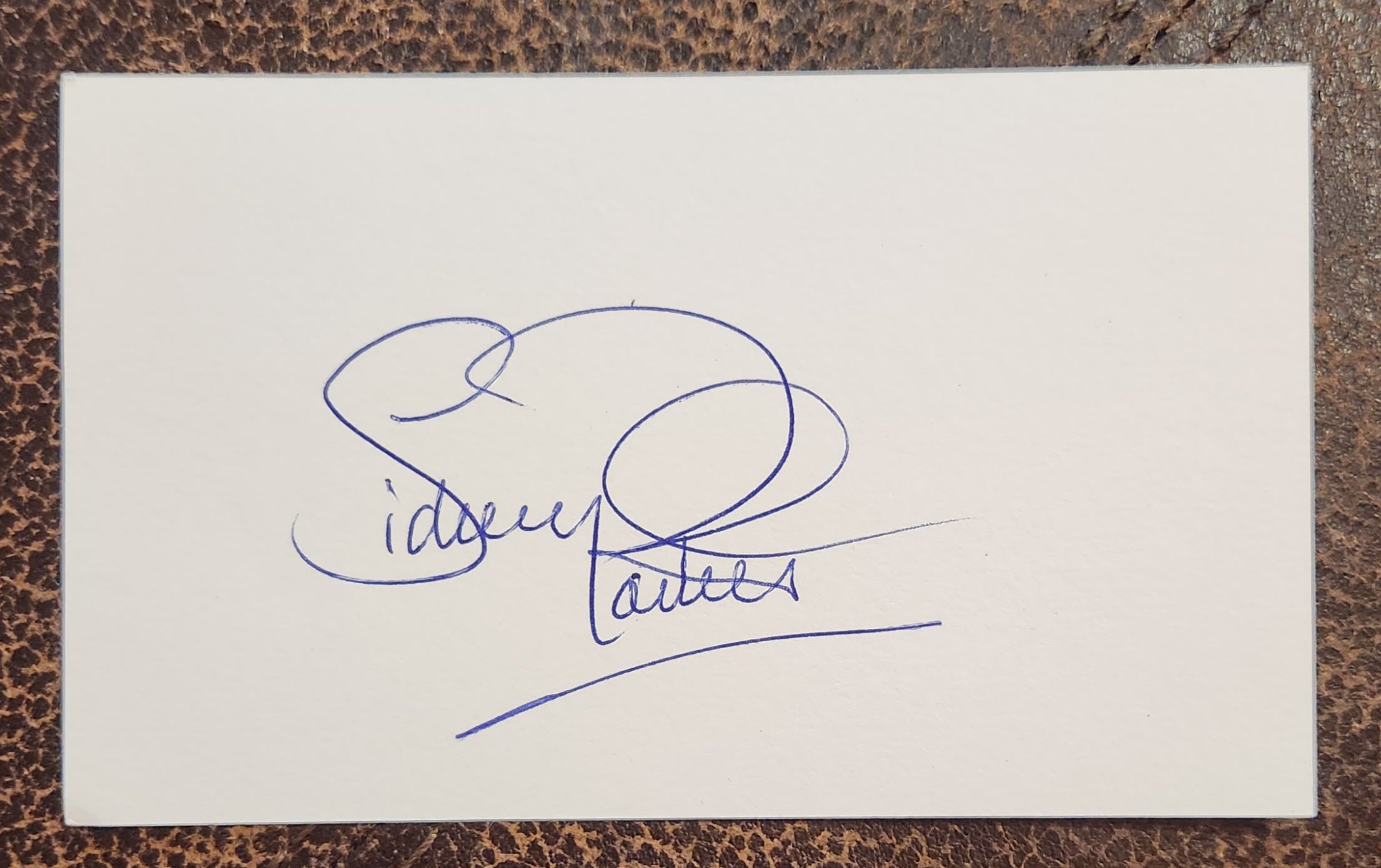 LEGENDARY ACTOR SIDNEY POITIER HAND RIP SIGNED CARD