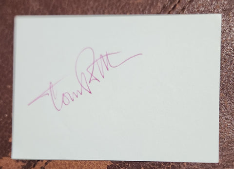 ROCK LEGEND TOM PETTY HAND SIGNED PAGE D.2017