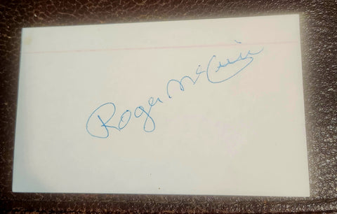 THE BYRDS FRONTMAN ROGER MCGUINN HAND SIGNED CARD