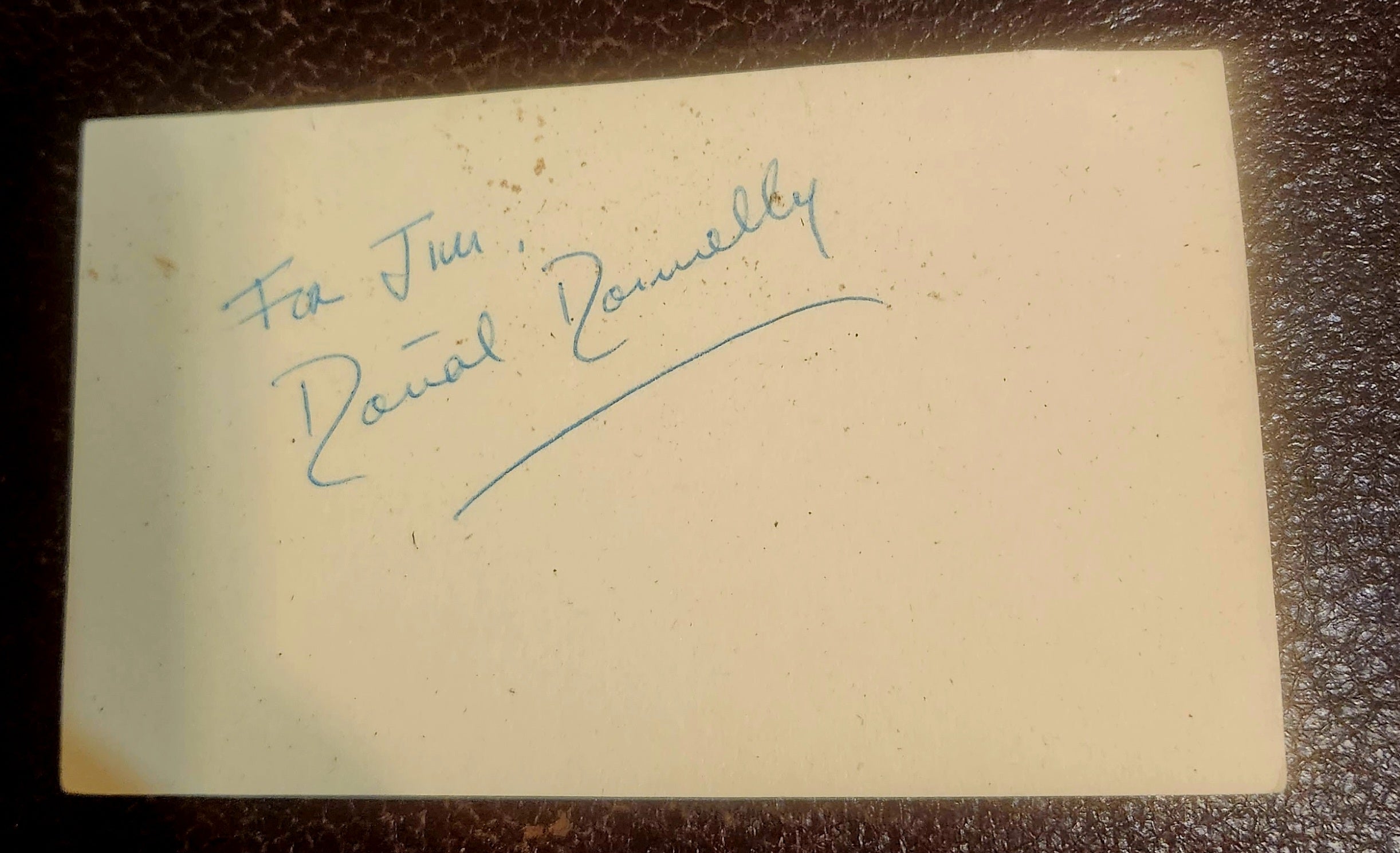 IRISH ACTOR DONAL DONNELLY HAND SIGNED CARD D.2010