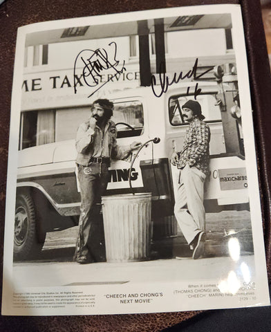 CHEECH AND CHONG HAND SIGNED 8X10 PHOTO