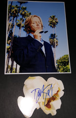 ACTOR COMEDIAN DAVID SPADE HAND SIGNED CUT OUT AND NICE 8X11" PRINT