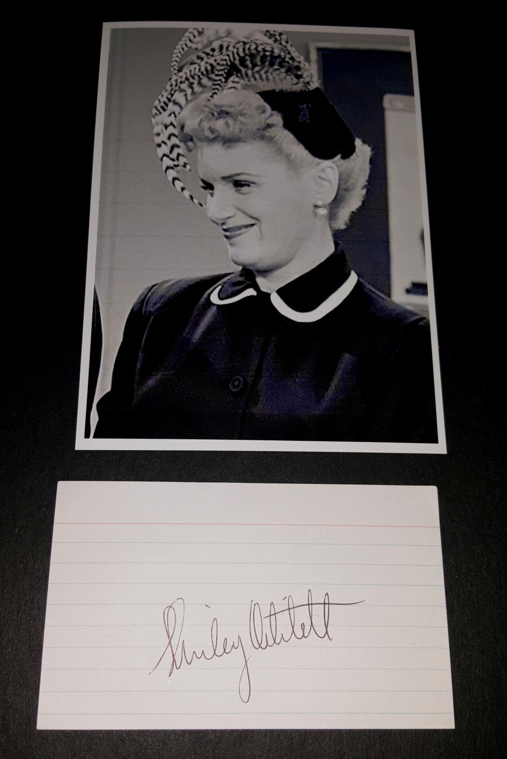 ACTRESS SHIRLEY MITCHELL HAND SIGNED CARD AND NICE 5X7" PRINT D.2013