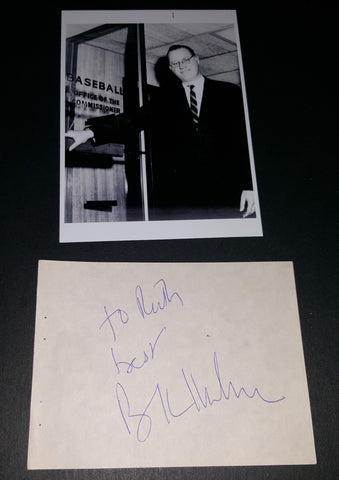 FORMER BB COMMISSIONER AND HOFER BOWIE KUHN HAND SIGNED PAGE AND NICE 5X7" PRINT D.2007