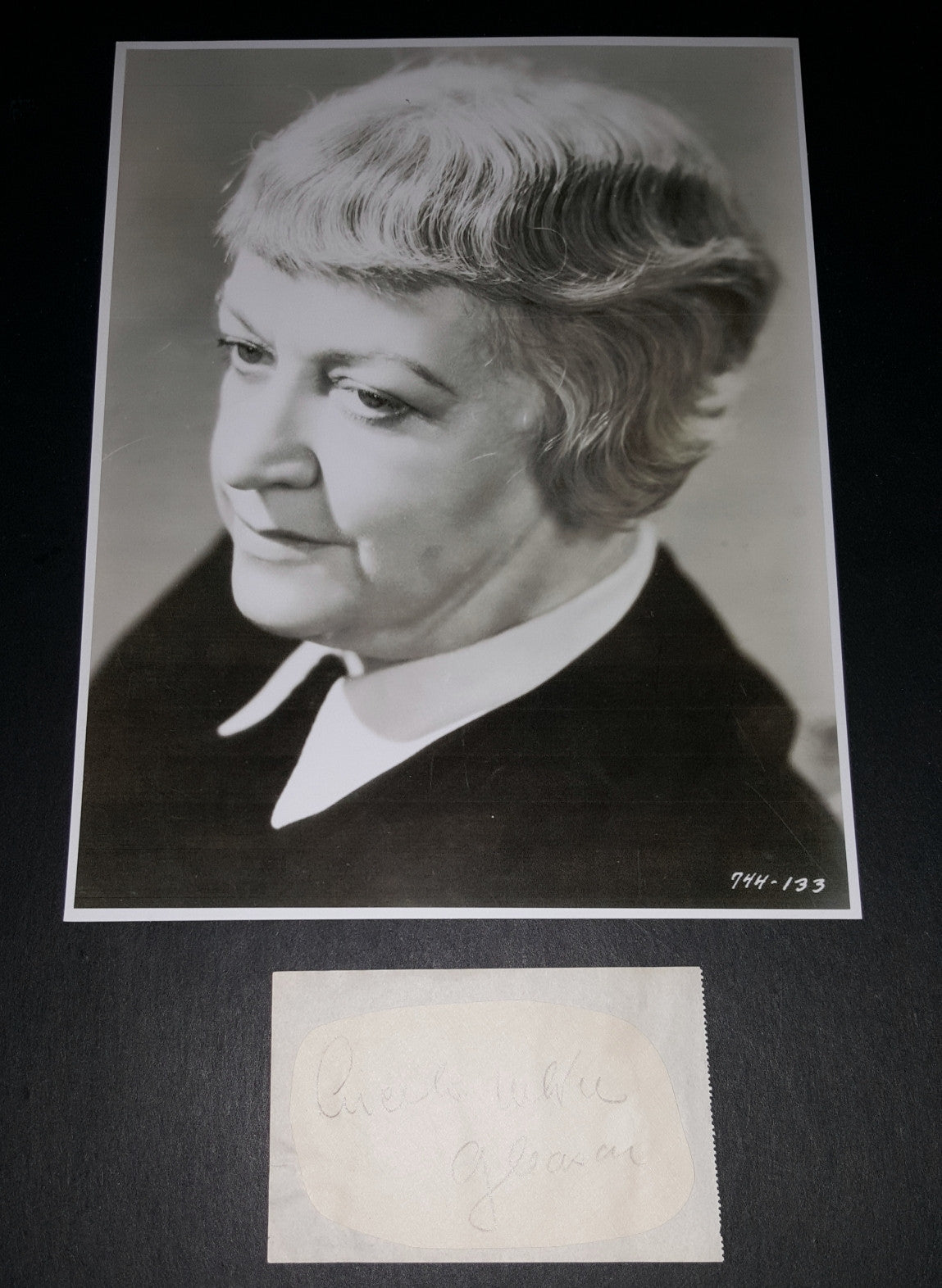 RARE EARLY ACTRESS LUCILE GLEASON HAND SIGNED PAGE & NICE PRINT D.1947