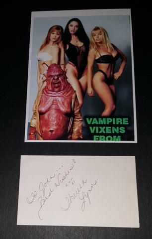 B-MOVIE ACTRESS THERESA LYNN HAND SIGNED CARD AND NICE 5X7' VAMPIRE OF VIXENS PRINT