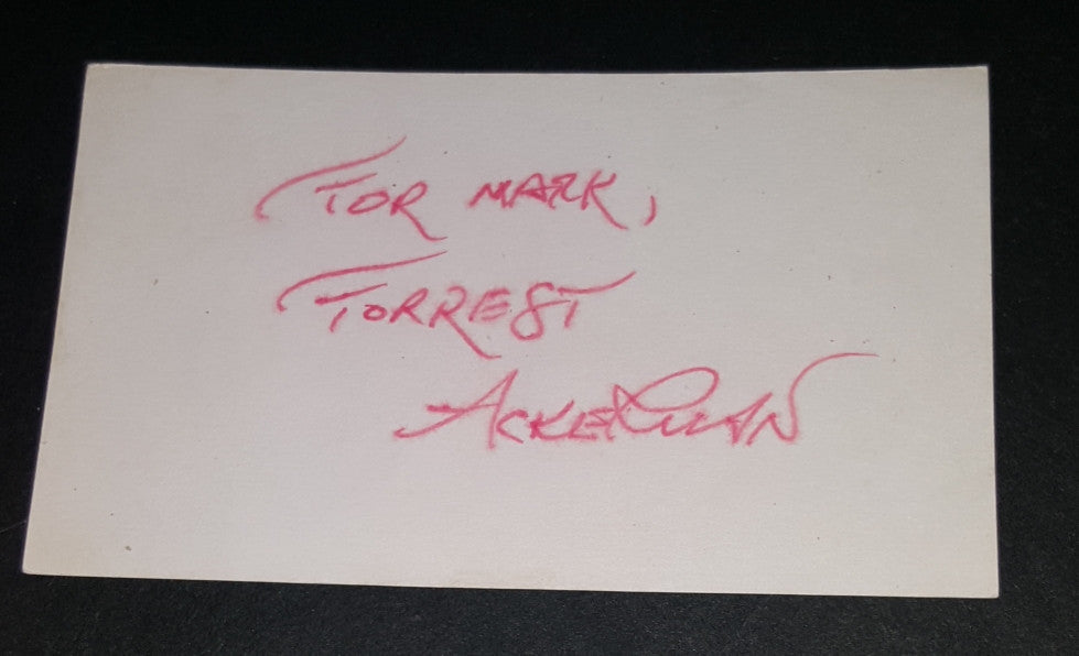 SCI FI WRITER MAGAZINE EDITOR FORREST J. ACKERMAN HAND SIGNED INDEX CARD D.2008