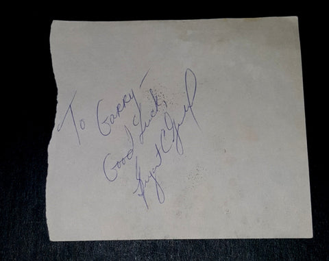 TV HOST NEWSMAN BRYANT GUMBEL HAND SIGNED PAGE