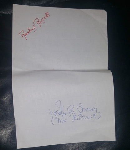ACTRESS ROSALIND RUSSELL HAND SIGNED STATIONARY PAGE SIGNED WITH MARRIED LAST NAME D.1978
