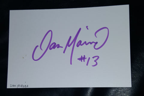 HOF MIAMI DOLPHINS QB DAN MARINO HAND SIGNED CARD