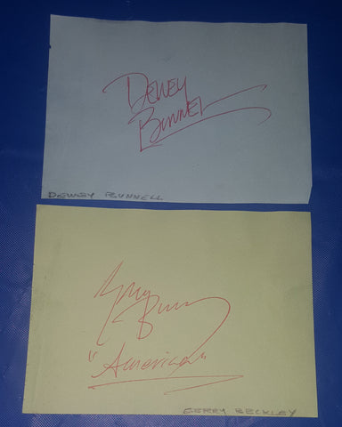 THE BAND "AMERICA" FOUNDERS DEWEY BUNNELL AND GERRY BECKLEY HAND SIGNED PAGES