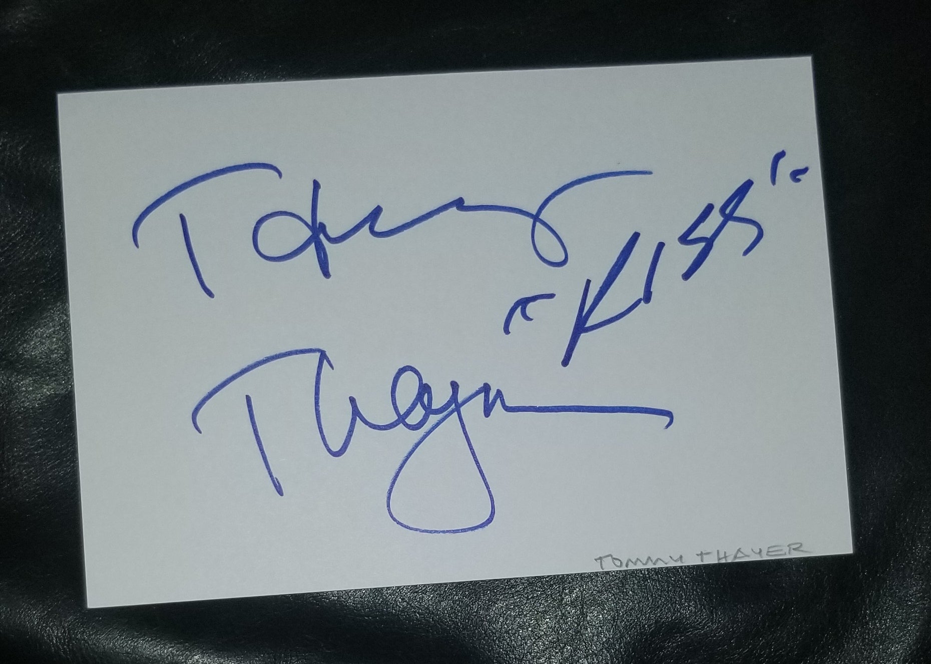 KISS GUITARIST TOMMY THAYER HAND SIGNED CARD