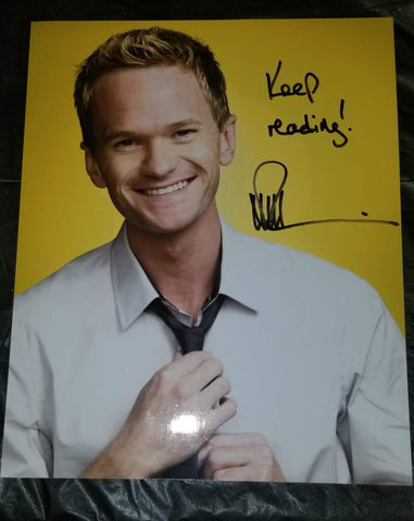 ACTOR COMEDIAN NEIL PATRICK HARRIS HAND SIGNED (IN PERSON) 8X10 PHOTO