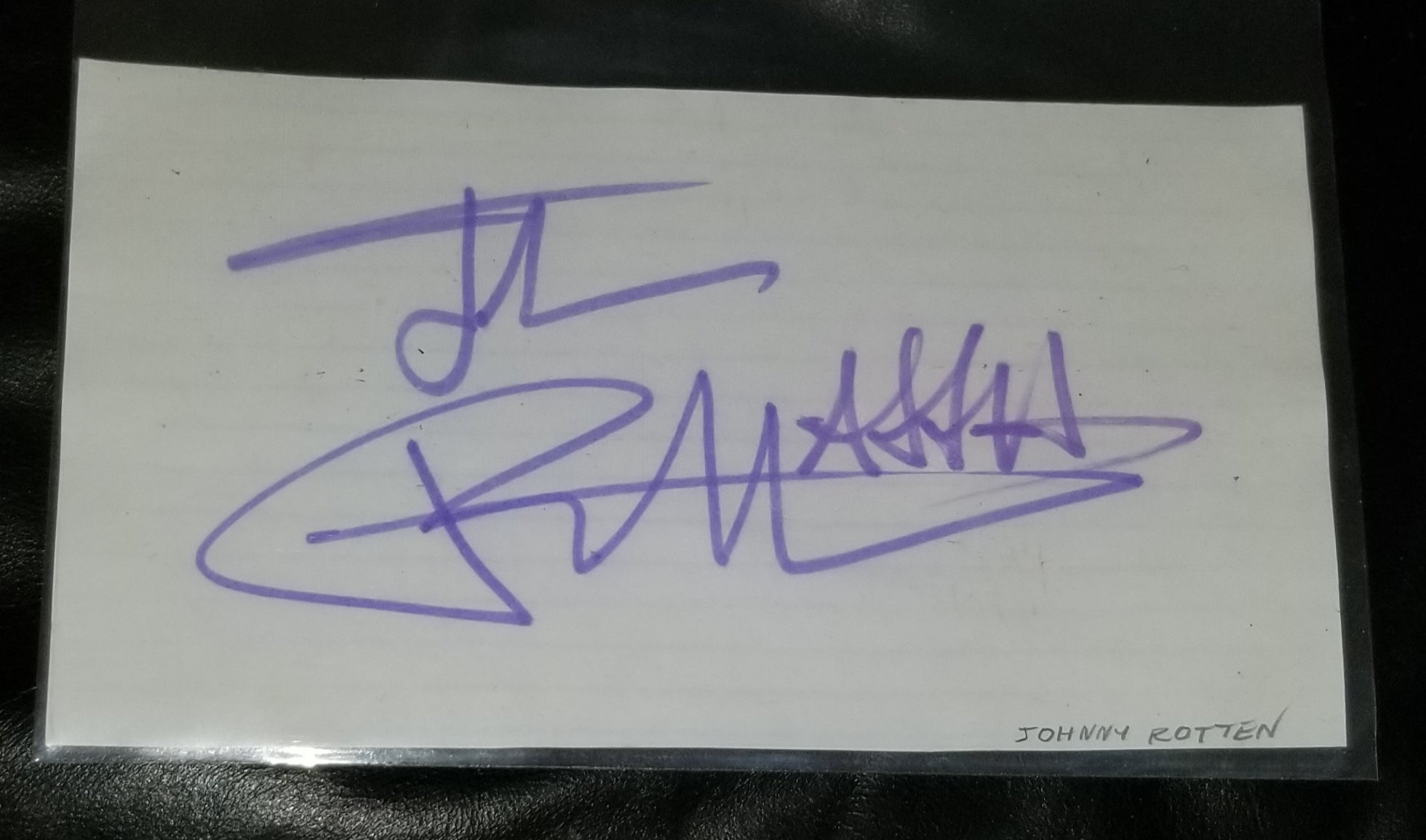 SEX PISTOLS LEAD SINGER JOHNNY ROTTEN (JOHN LYDON) HAND SIGNED CARD