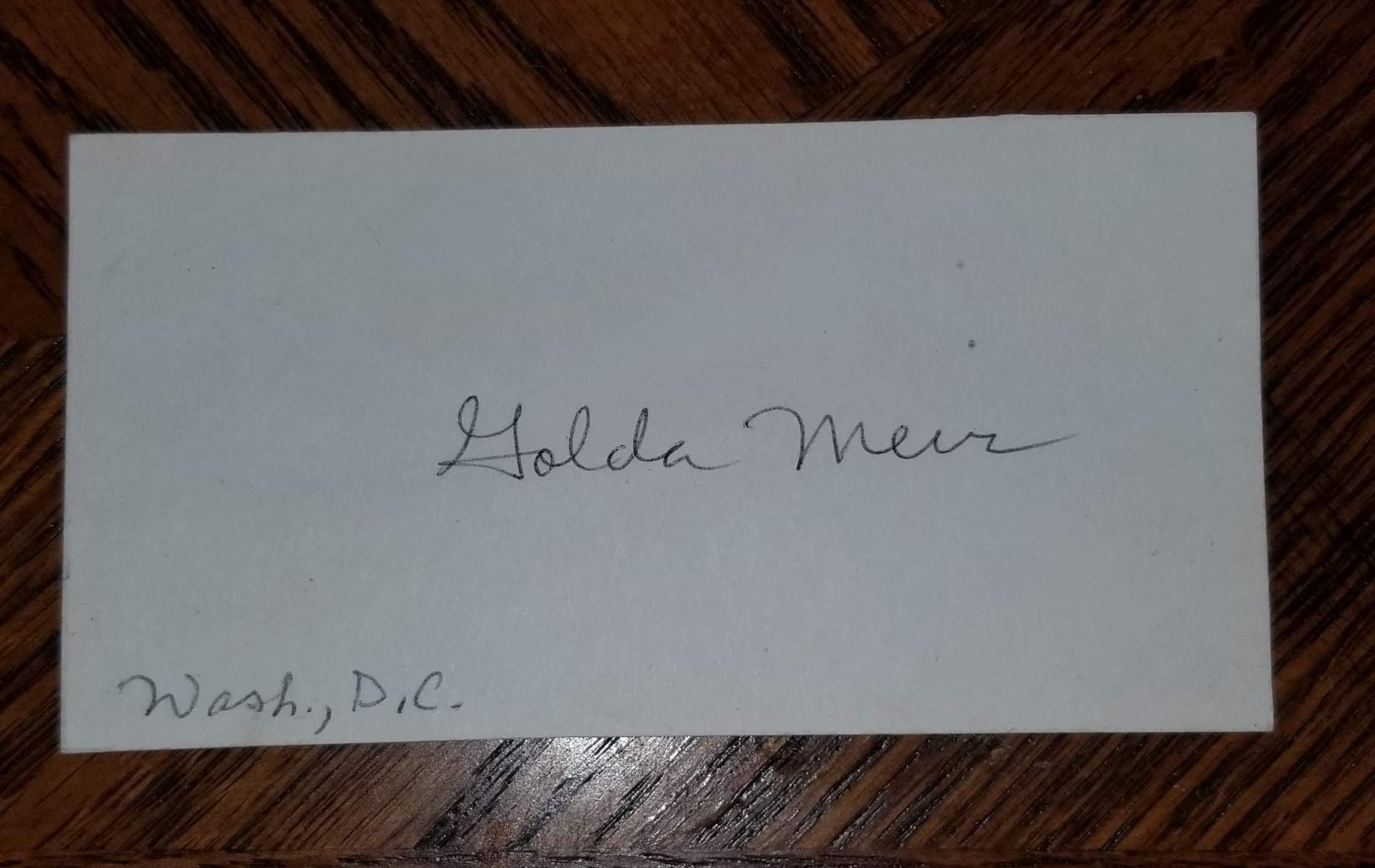 FORMER ISREALI PRIME MINISTER GOLDA MEIR SIGNED CARD D.1978