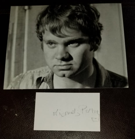 AMERICAN CHARACTER ACTOR MICHAEL POLLARD HAND SIGNED CARD AND 8X10 PHOTO D.2019