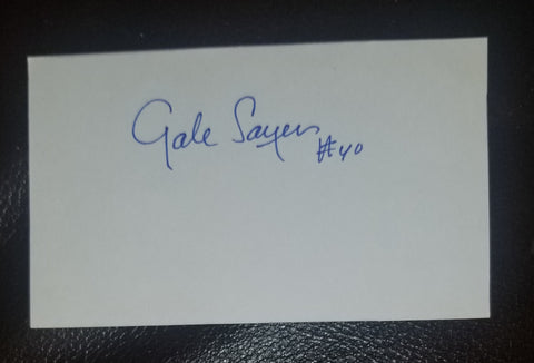 LEGENDARY BEARS RUNNING BACK GAYLE SAYERS HAND SIGNED CARD RIP