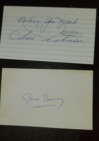 2X WAR OF THE WORLDS AUTOGRAPH LOT STARS GENE BARRY AND ANNE ROBINSON HAND SIGNED CARDS