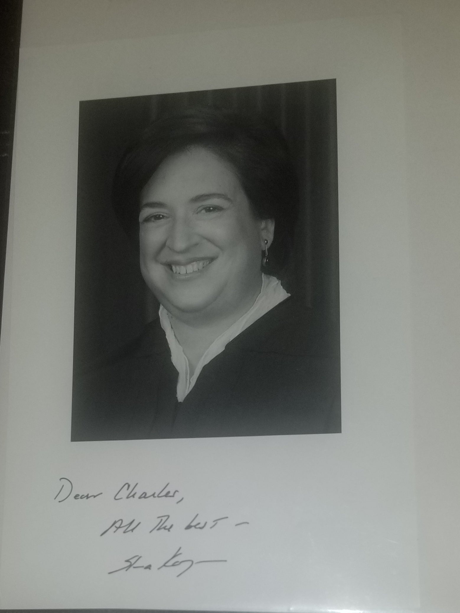 SUPREME COURT JUSTICE ELENA KAGAN HAND SIGNED 6X9" PHOTO9