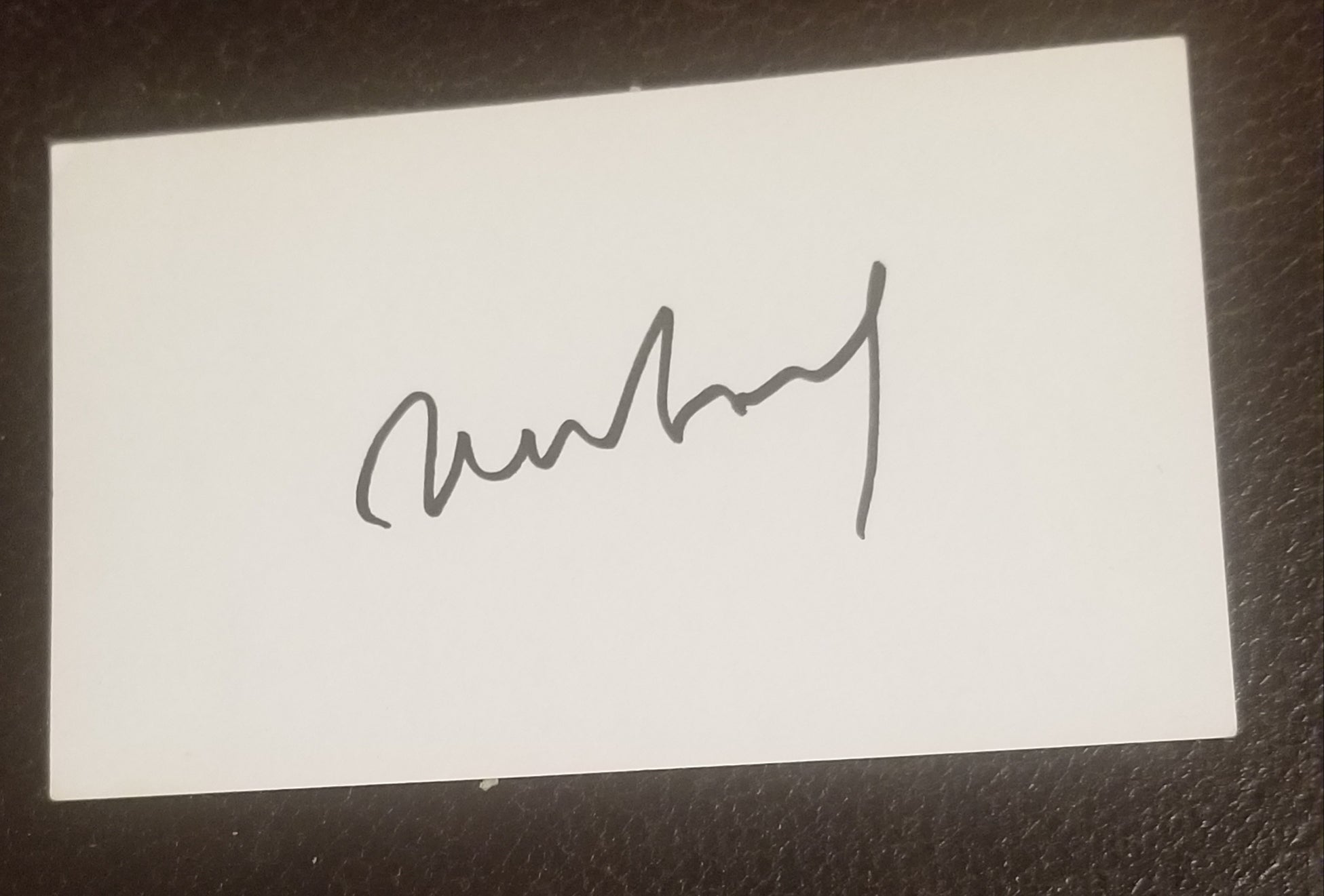 BASKETBALL GREAT AND US SENATOR BILL BRADLEY HAND SIGNED CARD