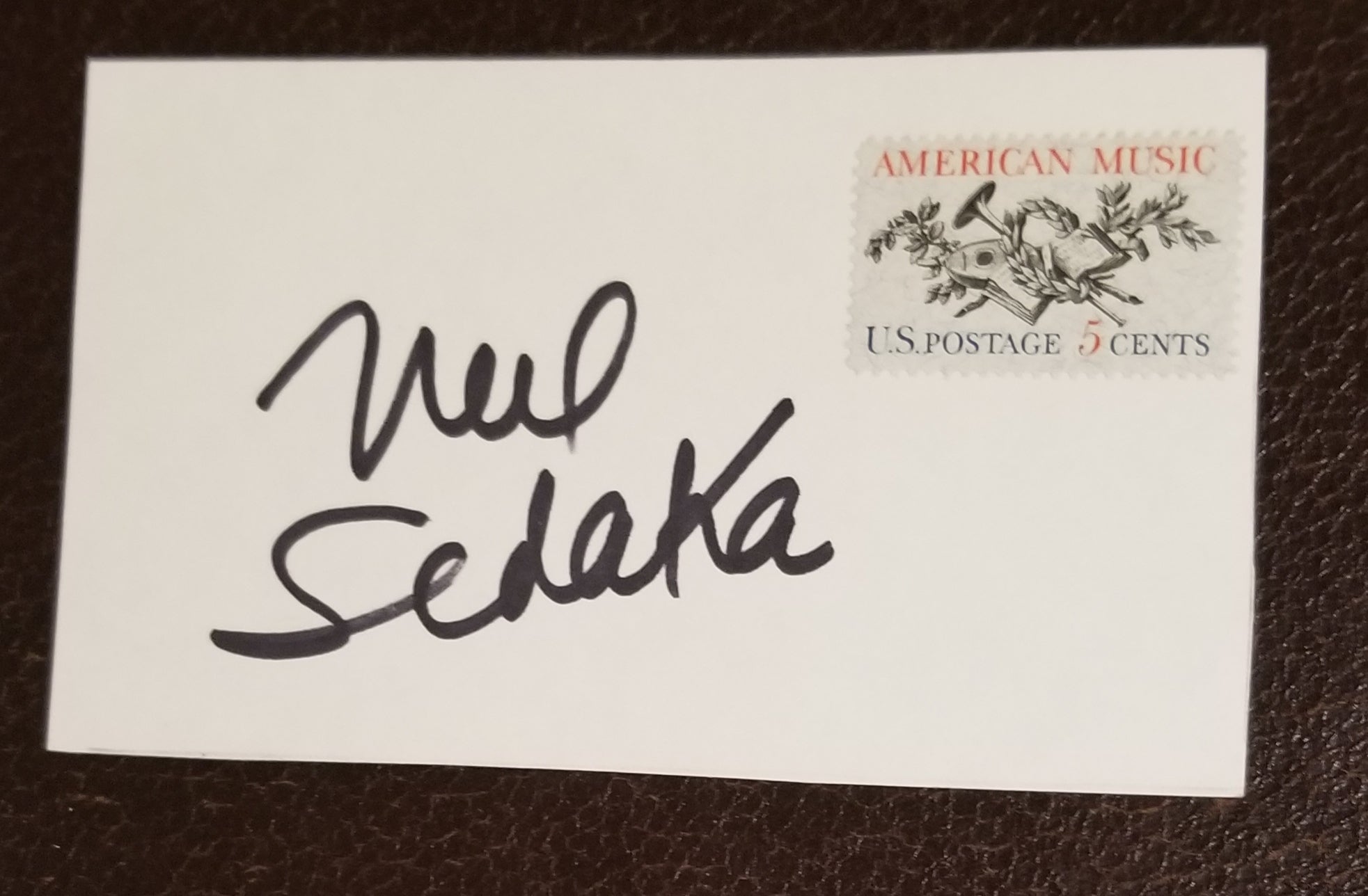 "LAUGHTER IN THE RAIN" SINGER NEIL SEDAKA HAND SIGNED CARD