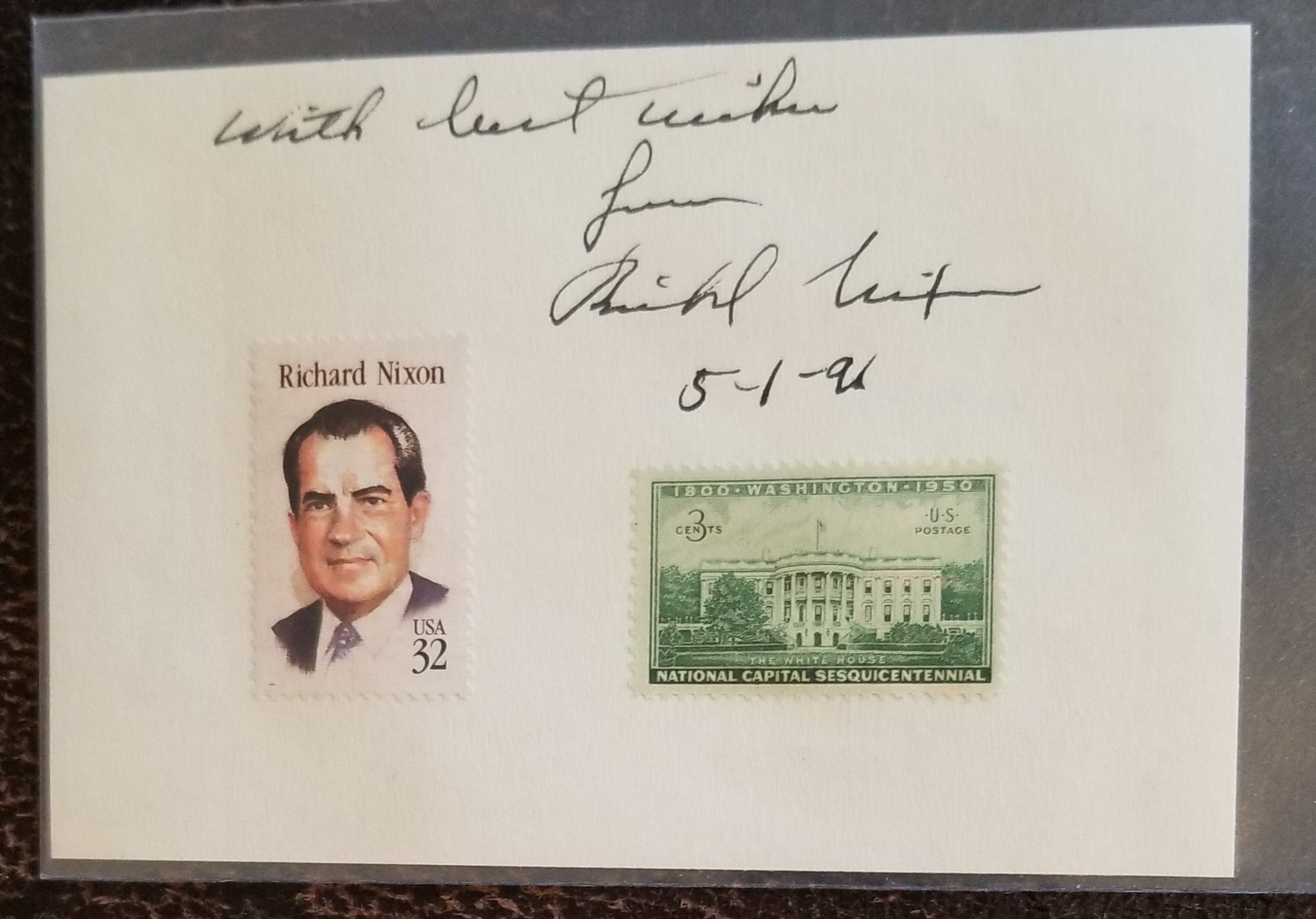 FORMER PRESIDENT RICHARD NIXON HAND SIGNED CARD D.1994