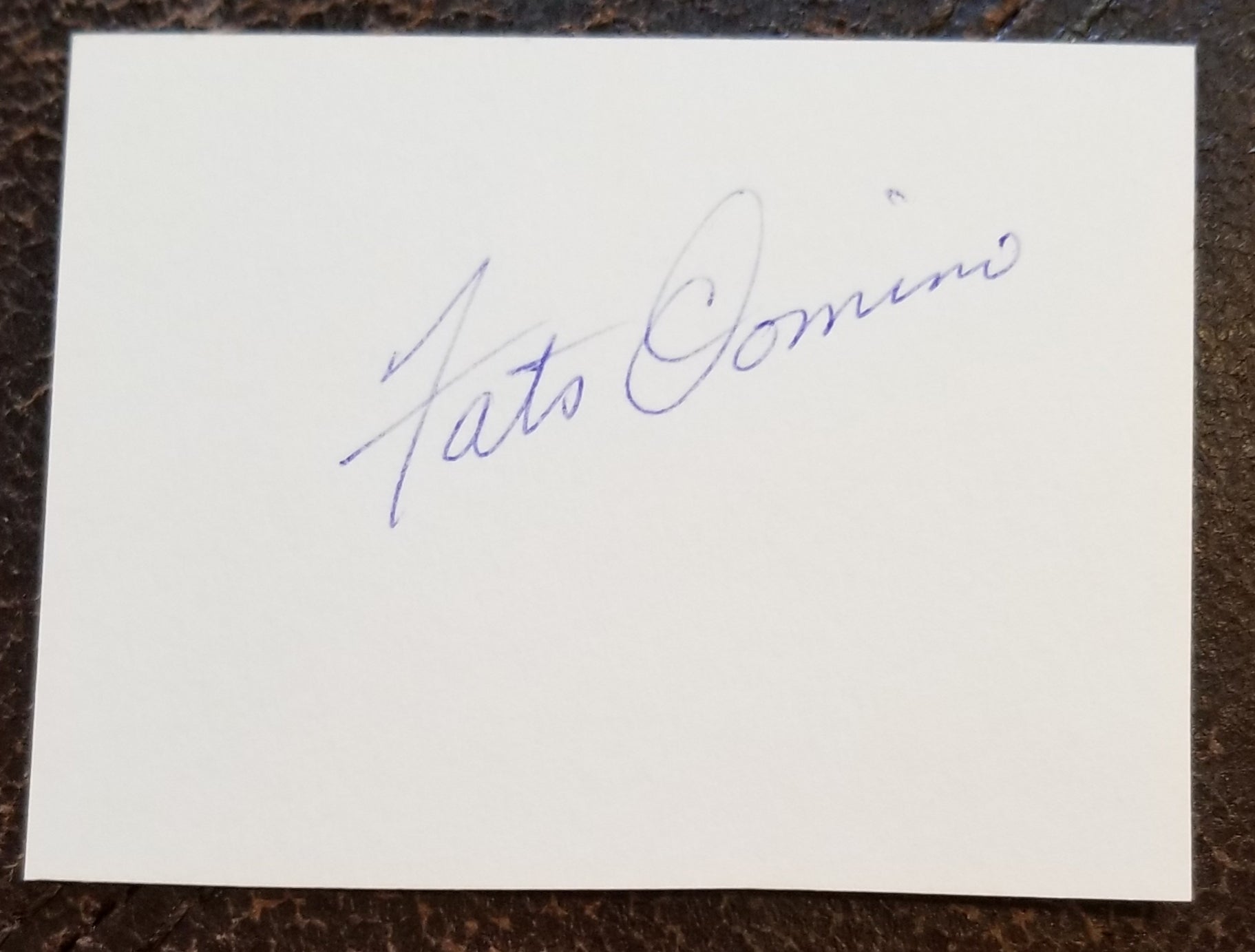 SINGER FATS DOMINO HAND SIGNED CARD D.2017