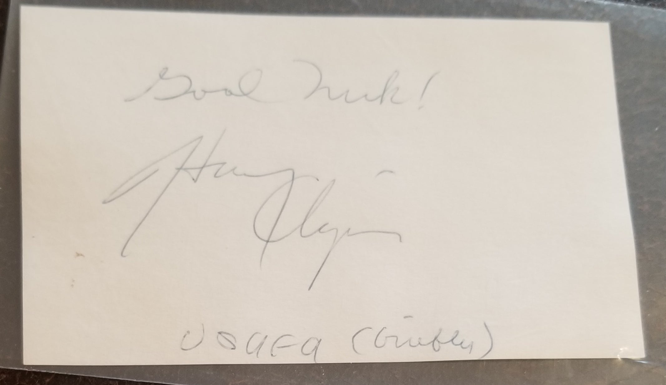 FOLK ROCK SINGER HARRY CHAPIN HAND SIGNED CARD D.1981