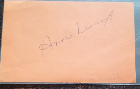 EURYTHMICS LEAD SINGER ANNIE LENNOX HAND SIGNED PAGE