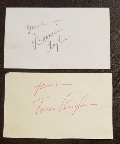 2X BILLY JACK AUTOGRAPH LOT HUSBAND AND WIFE ACTORS TOM LAUGHLIN D.2013 AND DOLORES TAYLOR D.2018 HAND SIGNED CARDS