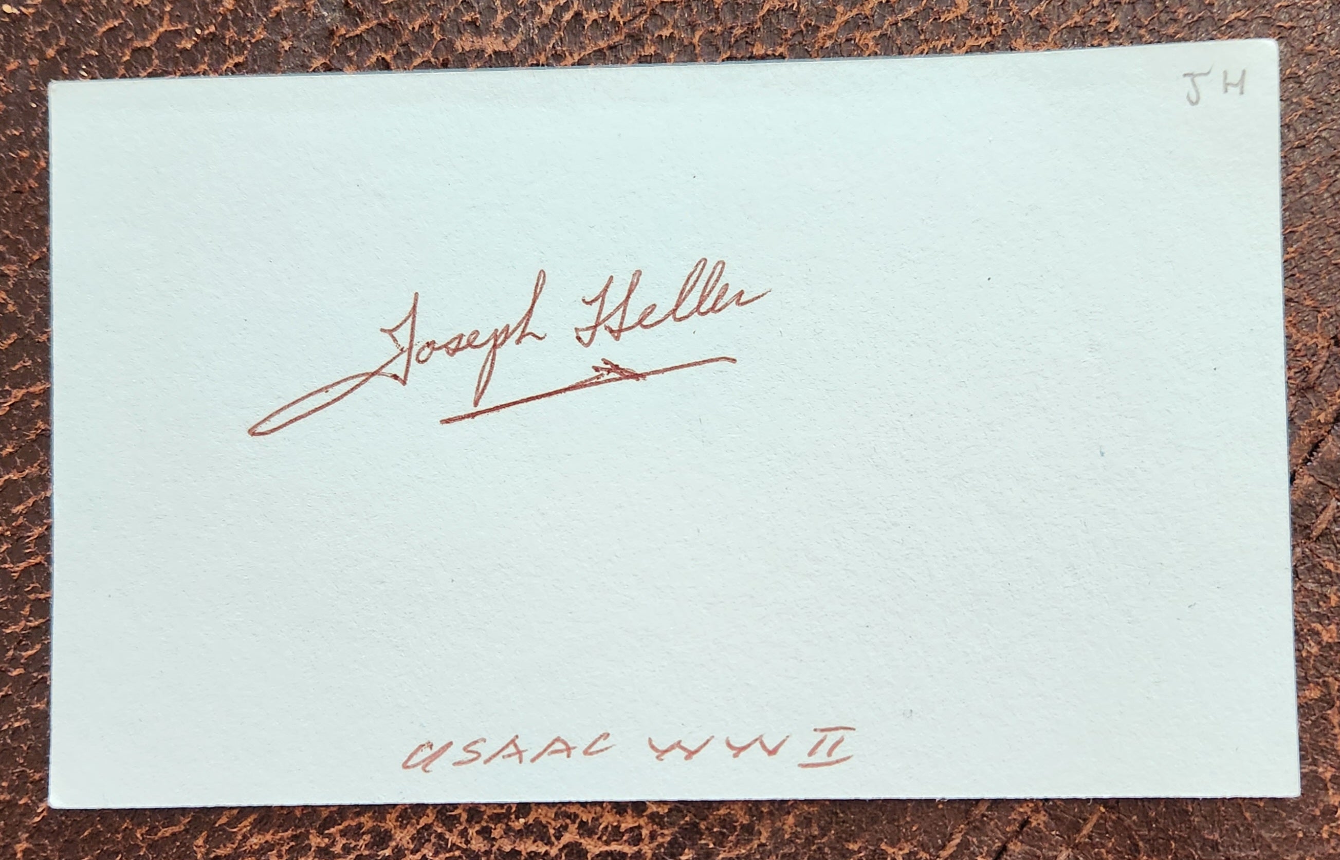 "CATCH-22" AUTHOR JOSEPH HELLER HAND SIGNED CARD D.1999