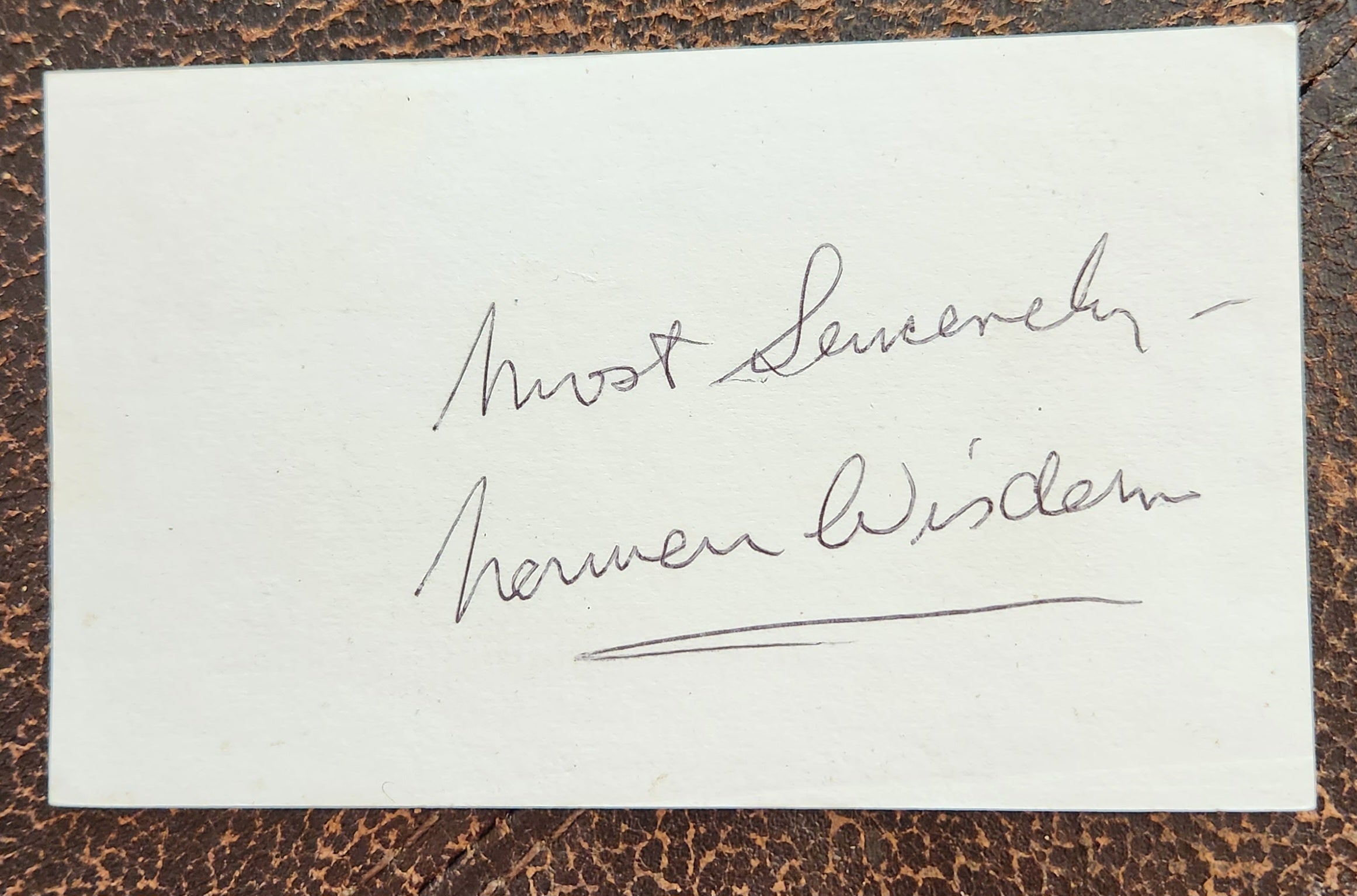 ENGLISH COMEDY ACTOR NORMAN WISDOM HAND SIGNED CARD D.2010