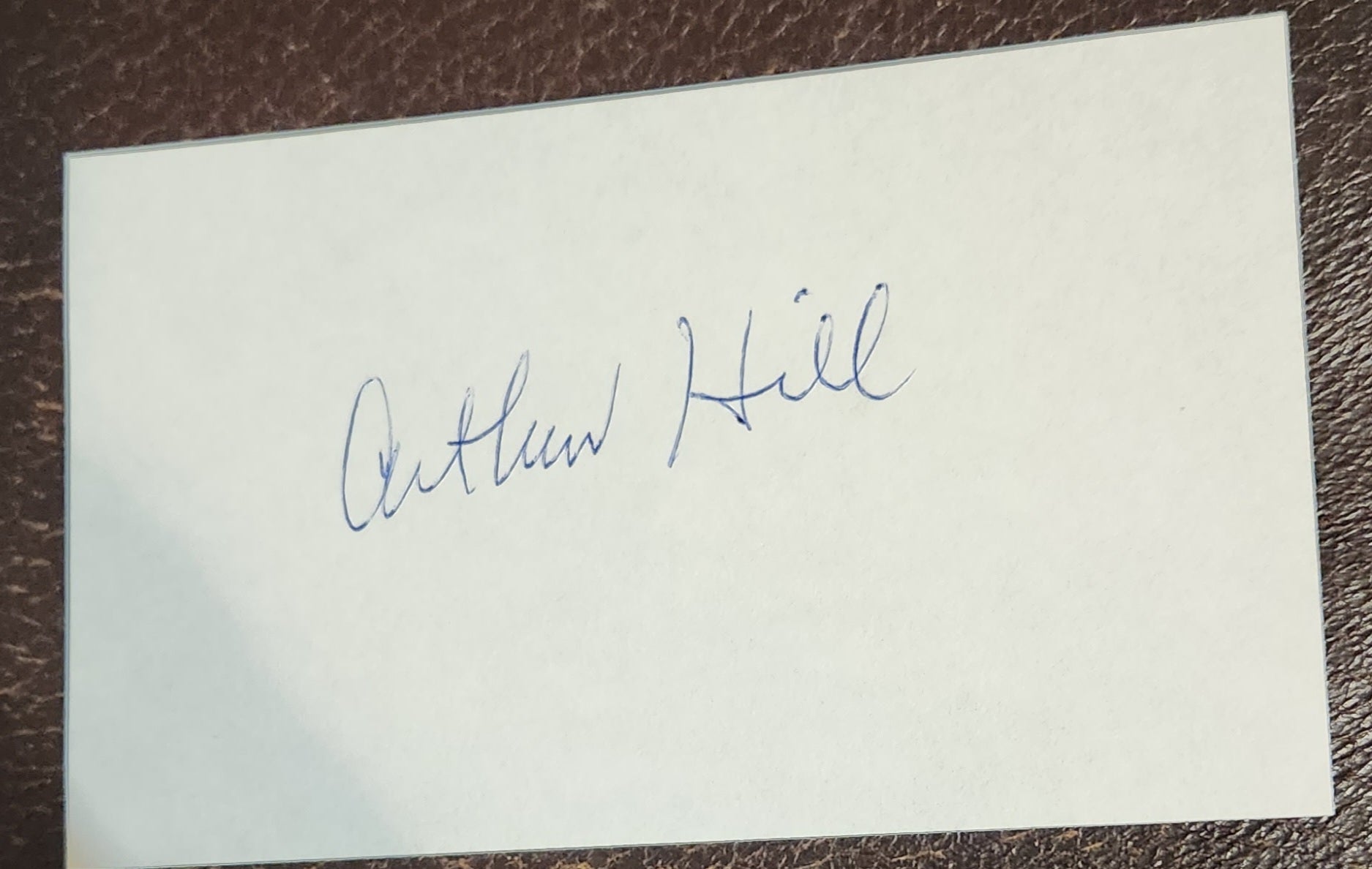 CANADIAN ACTOR ARTHUR HILL HAND SIGNED CARD D.2006