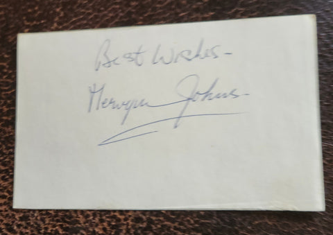 LONG TIME WELSH CHARACTER ACTOR MERVYN JOHNS HAND SIGNED CARD D.1992