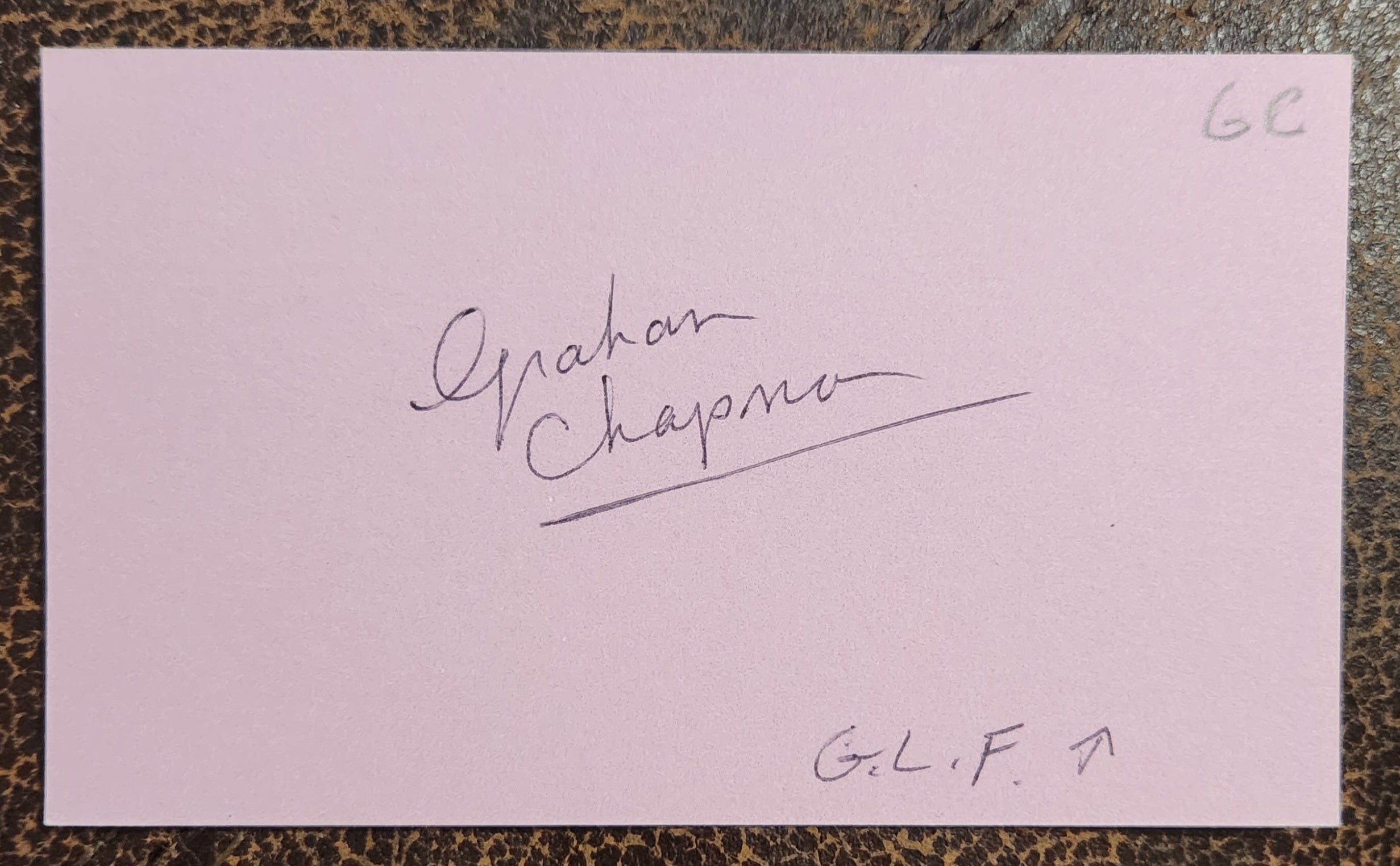 RARE MONTY PYTHON ACTOR GRAHAM CHAPMAN HAND SIGNED CARD D.1989