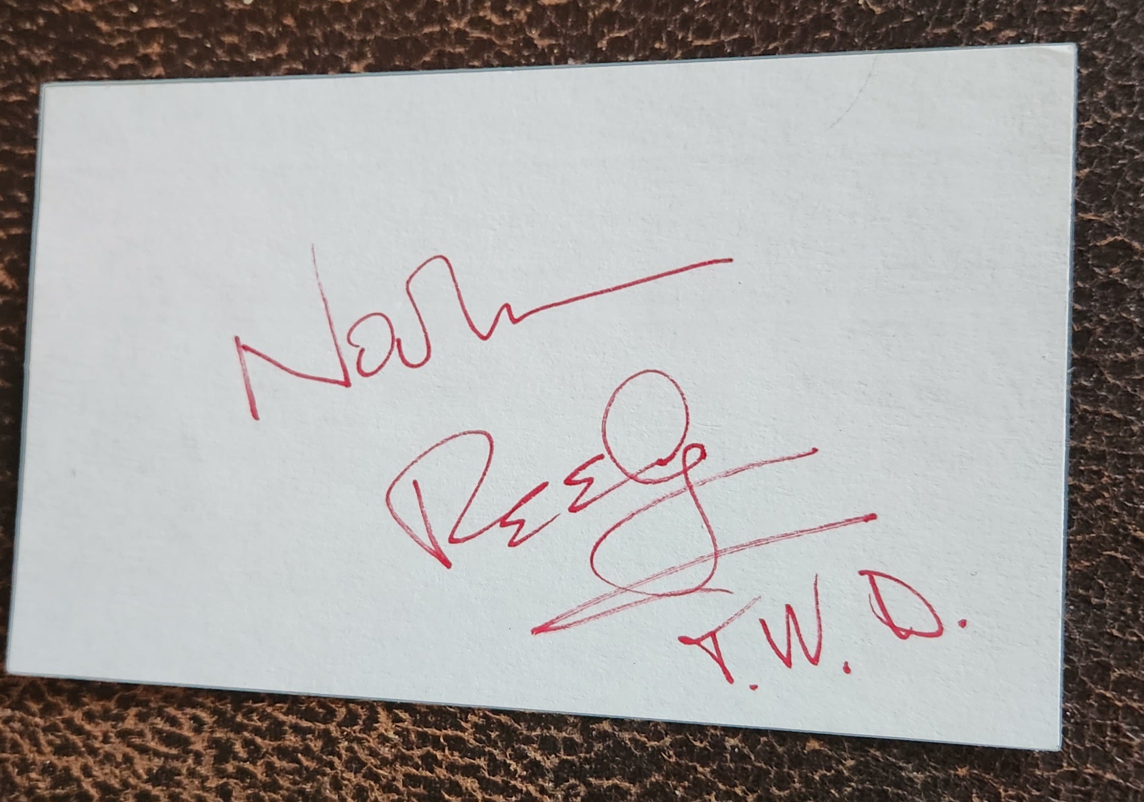 ACTOR NORMAN REEDUS HAND SIGNED CARD THE WALKING DEAD