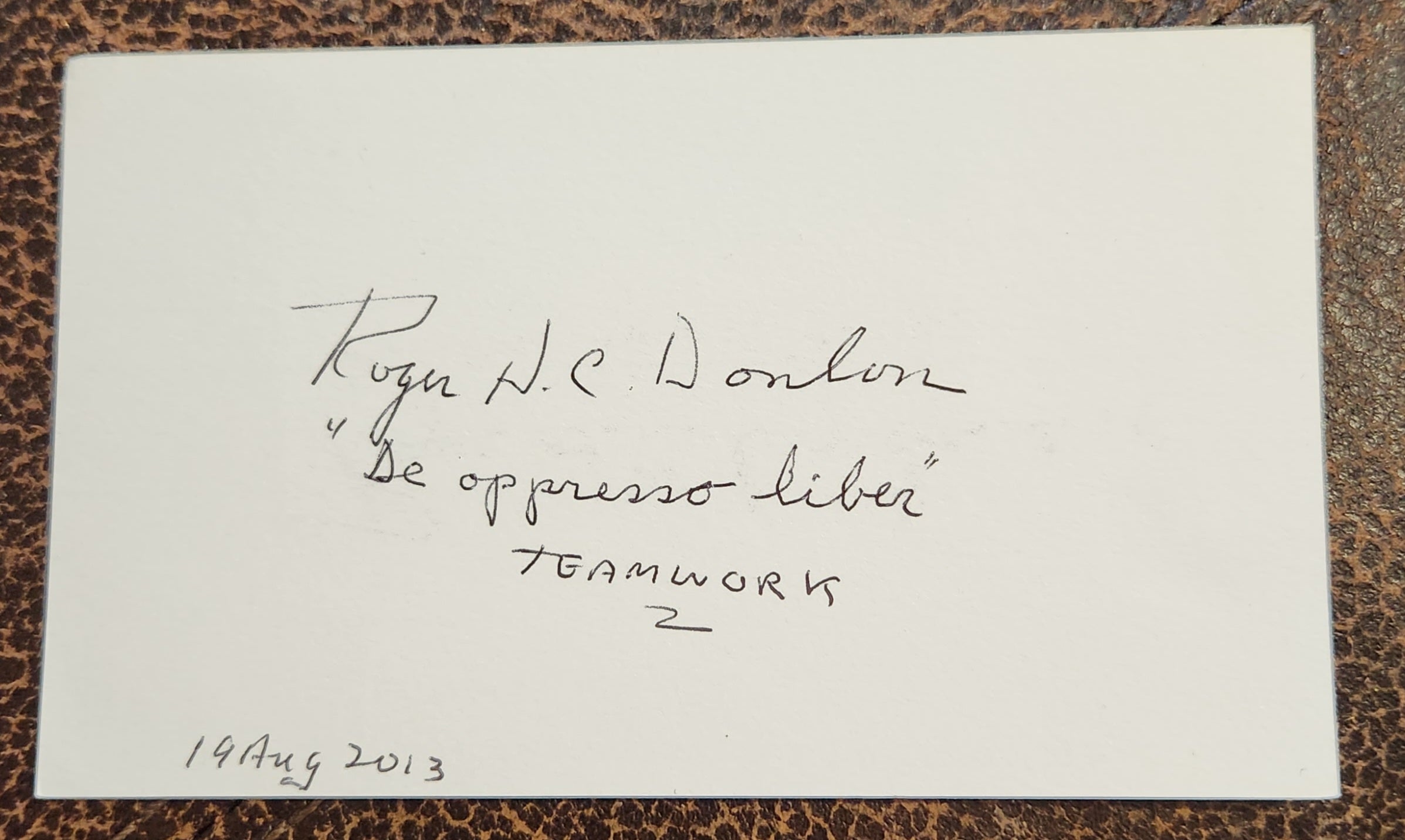 FIRST MEDAL OF HONOR WINNER IN THE VIETNAM WAR ROGER H.C. DONLAN HAND SIGNED CARD